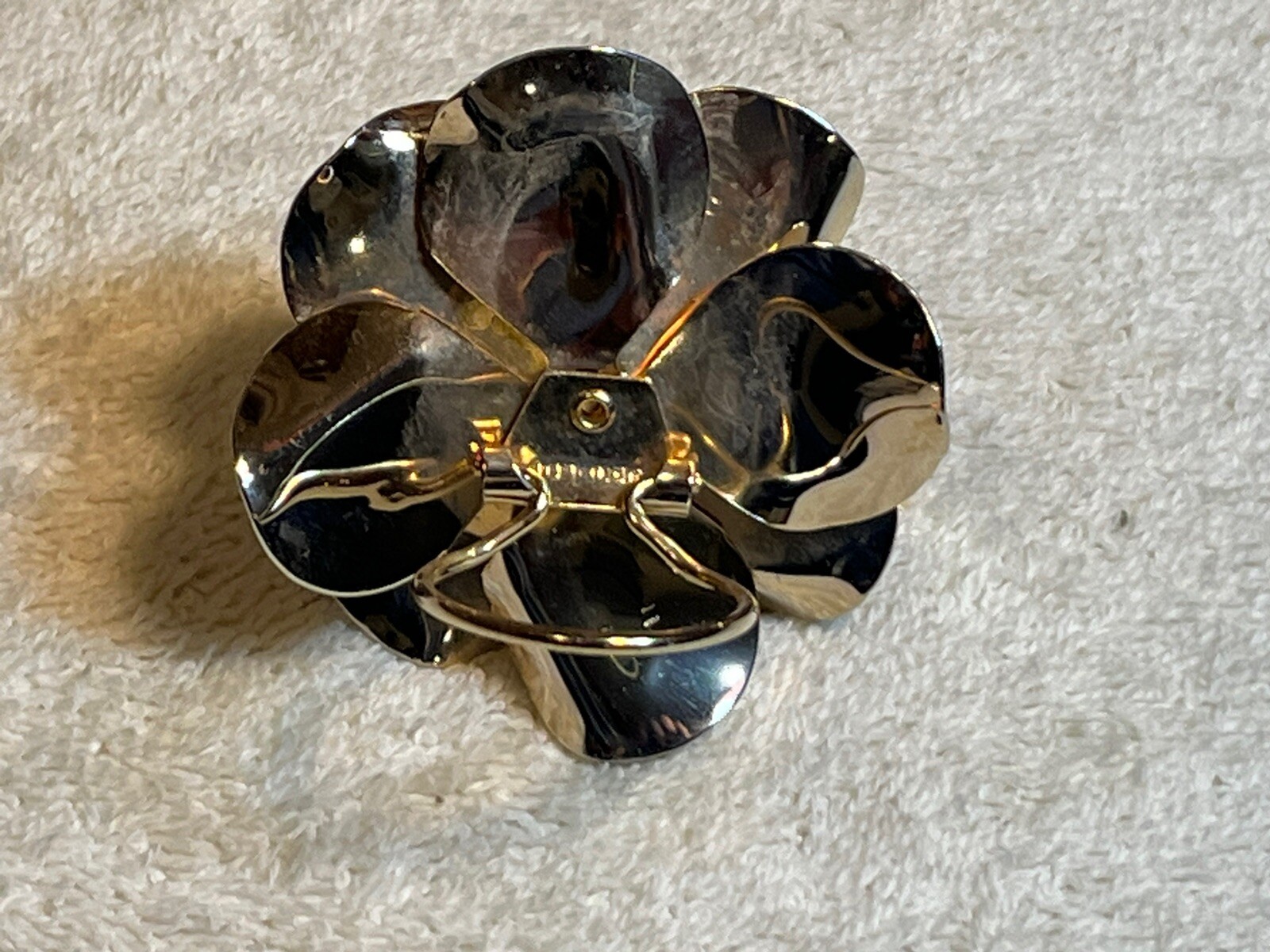 Vintage Jeri Lou Gold Tone Rose Flower Scarf Clip