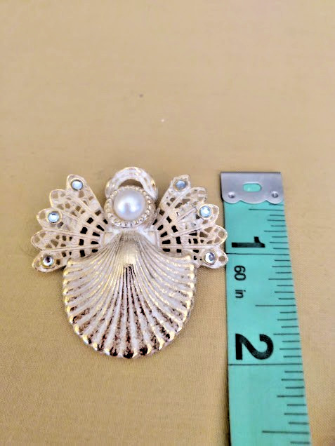 KC Kenneth Cole white, Rhinestone and Faux Pearl Angel Brooch