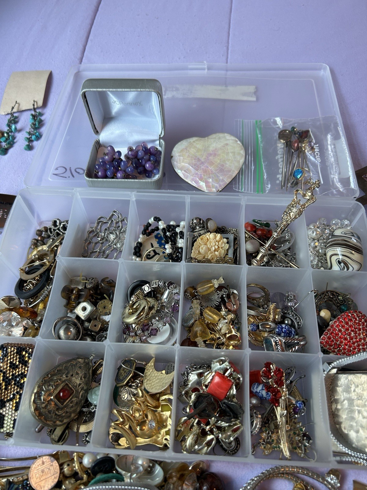 Vintage jewelry Lot