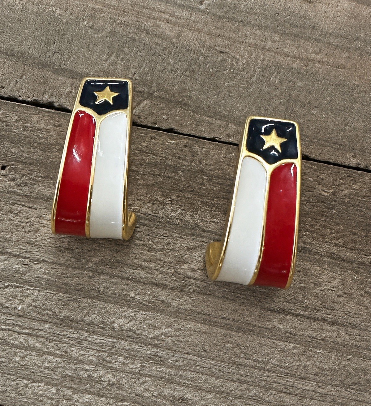 VTG Red White Blue Gold Tone Stripes Patriotic Pierced Earrings 1.5” Fashion