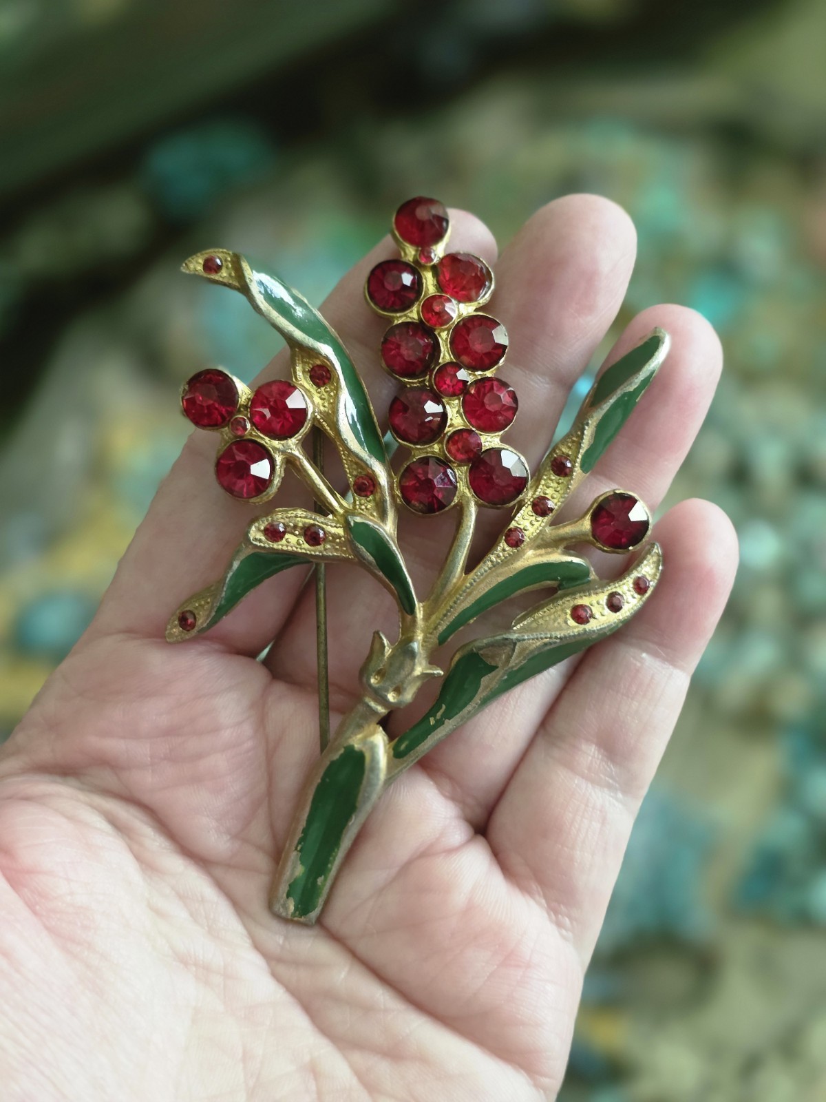Vintage Pot Metal 1930s Floral Red And Green Goldtone Brooch
