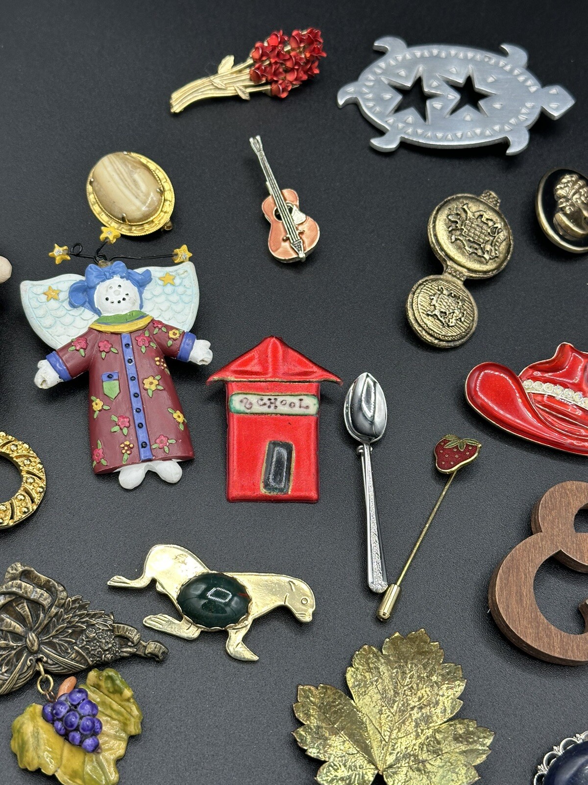 Vintage Lot of 27 Pins – Gold Tones & Silver Tones – Other- All Wearable