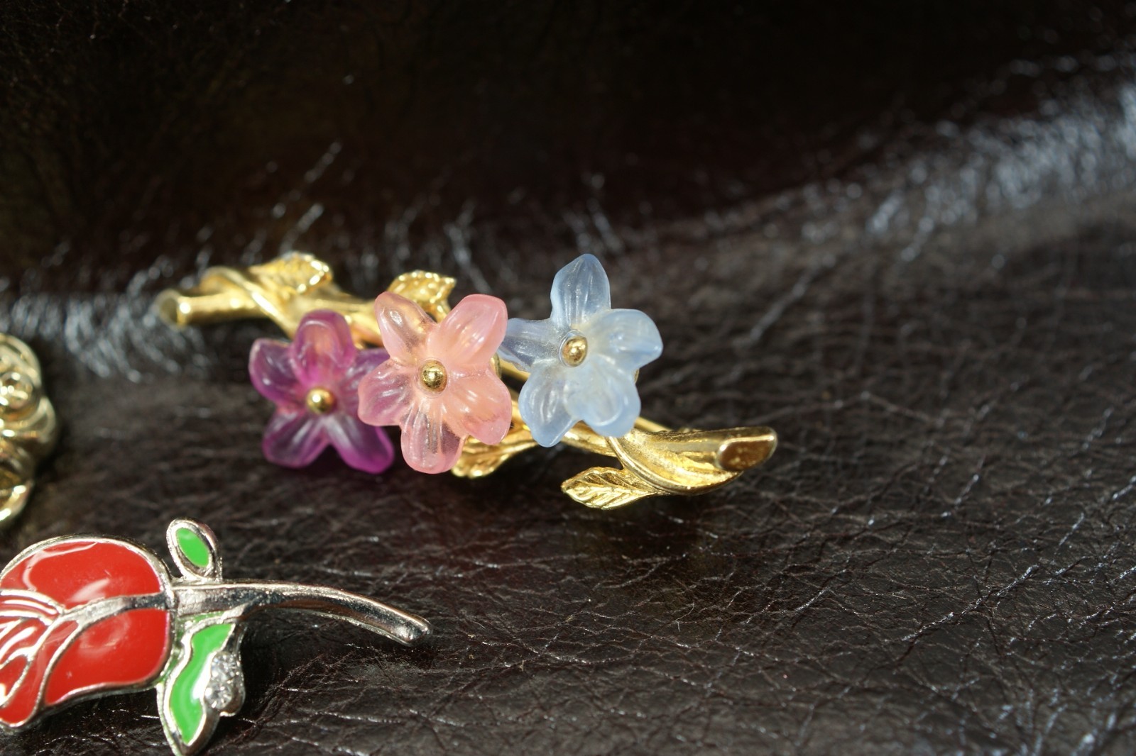 BR67 Vintage Brooch, Pin, Costume Jewelry, Lot of 3, Flowers