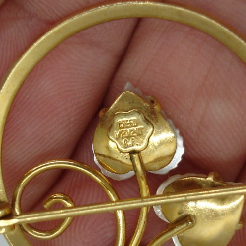 vintage leaf brooch pin beauty 1/20th 12K gold filled GF MOP pearl abalone CREED