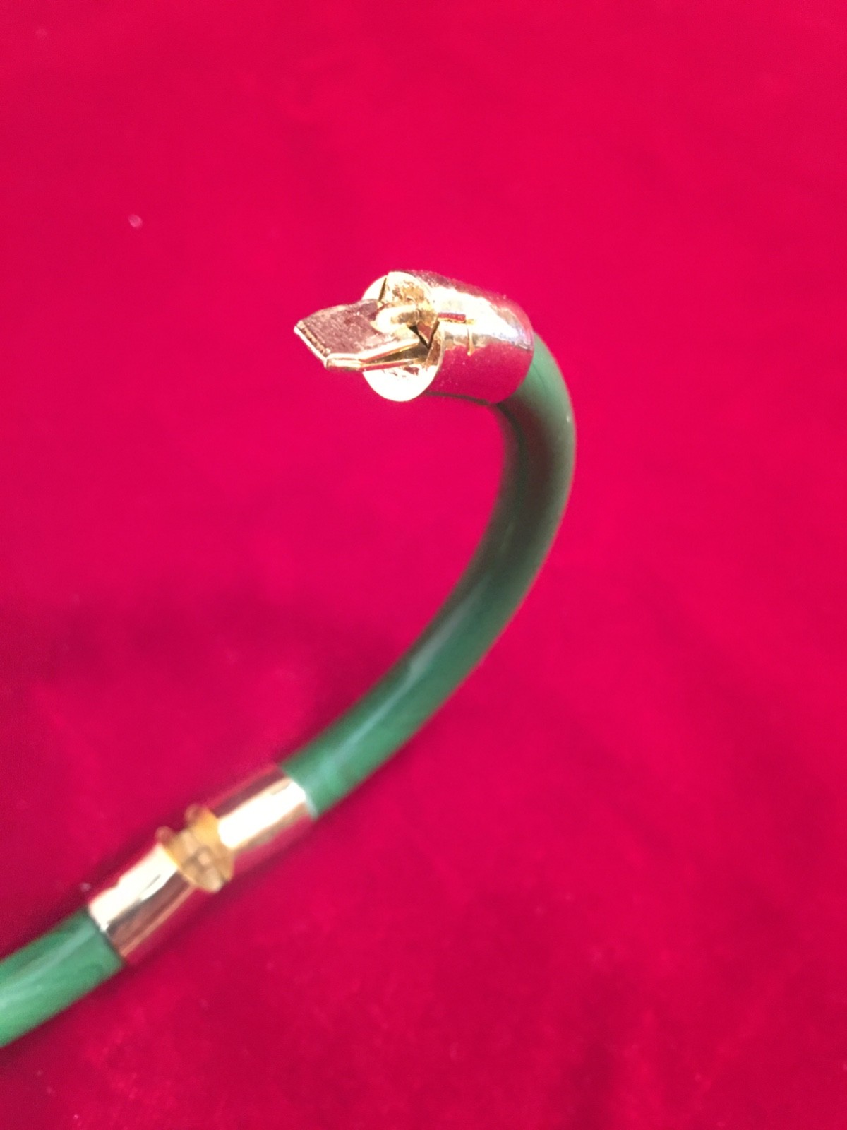 Vintage Chinese Jade Gold Hinged Bangle Bracelet Spinach Green Size 7.5 ⭐️
