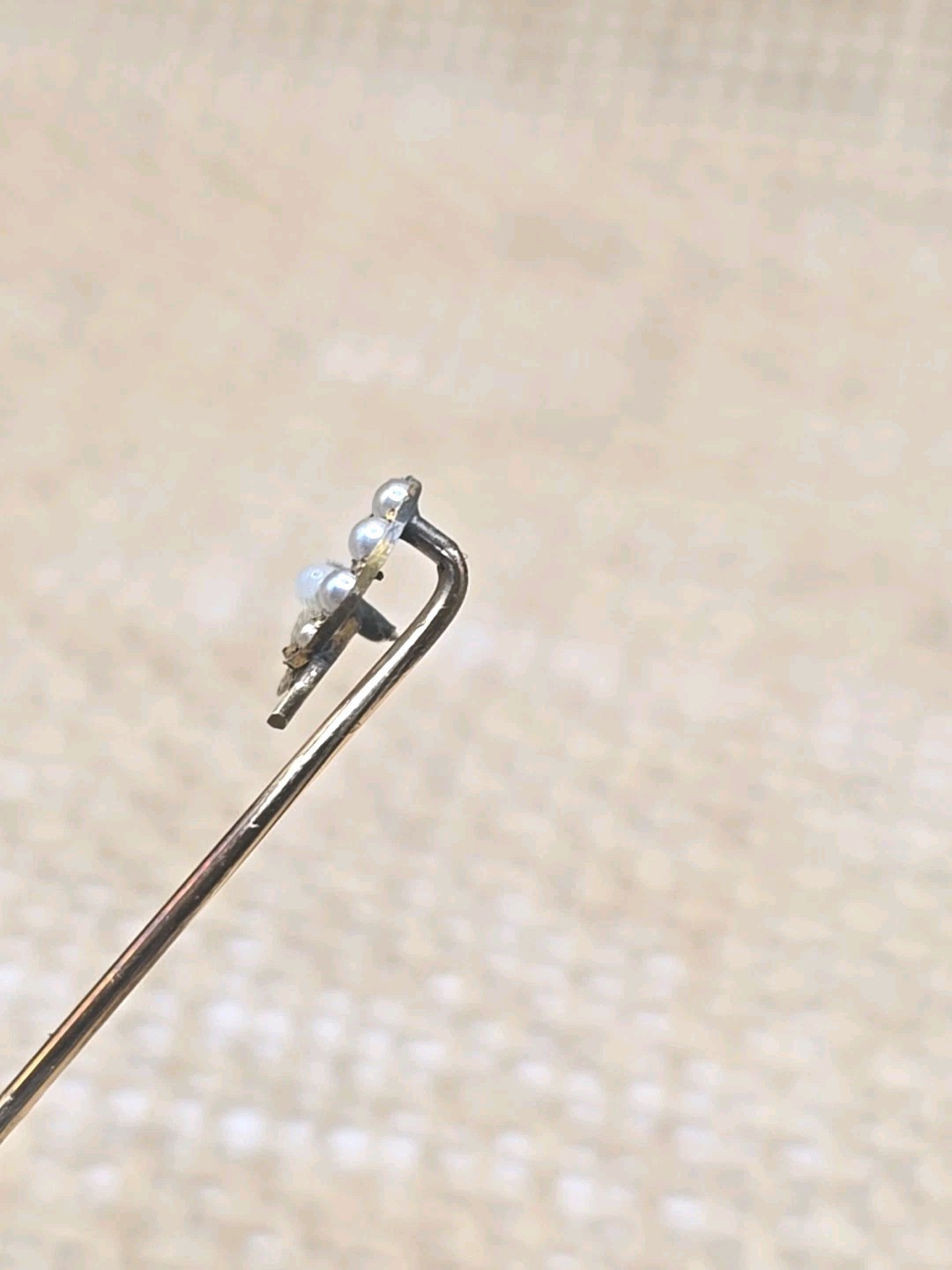 ATQ Gilt 4 Leaf Clover Crescent Moon Stick Pin Paste Moonstone Seed Pearl 2.3″