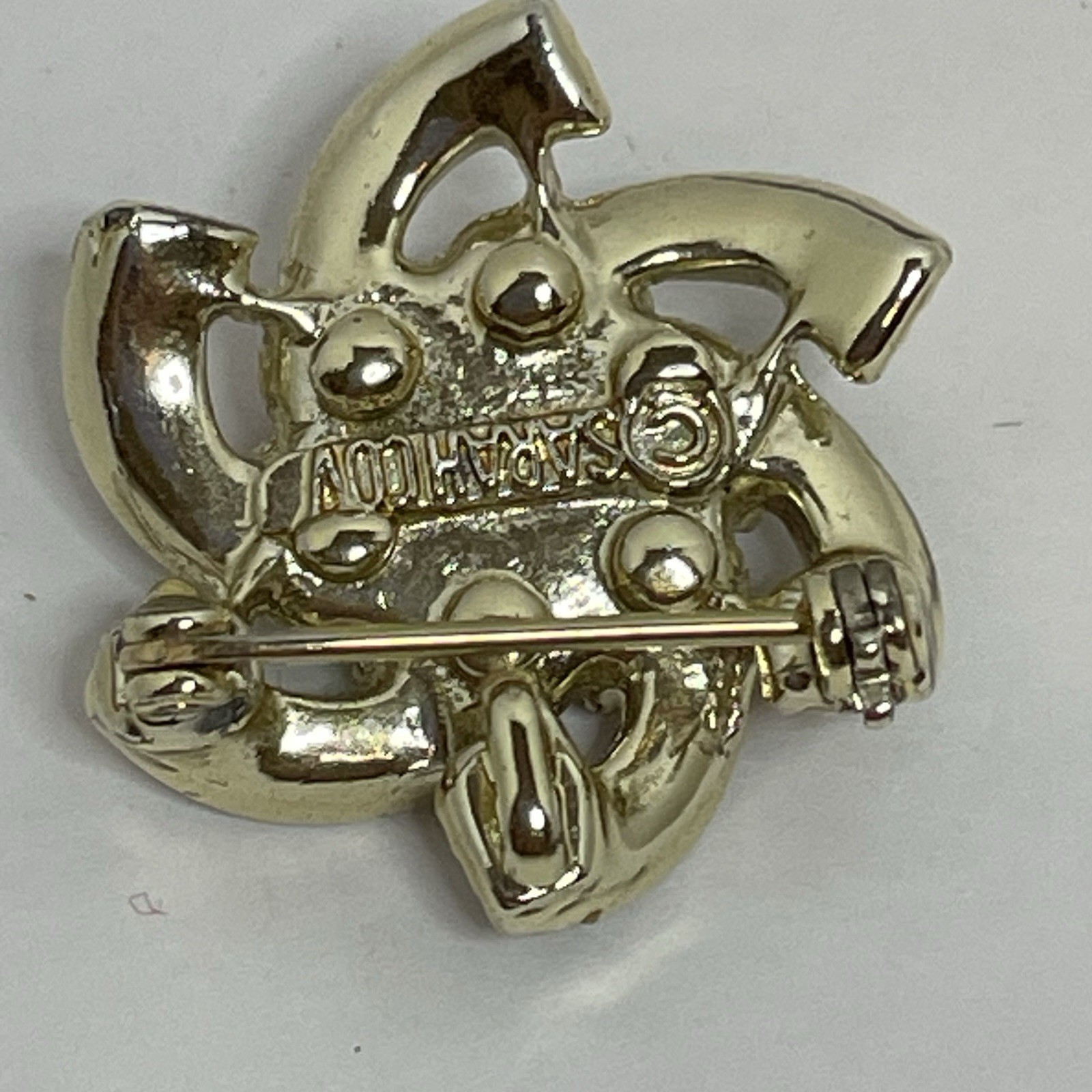 Sarah Coventry Silver Tone Multicolored Rhinestone Pin Brooch Or Pendant Vintage