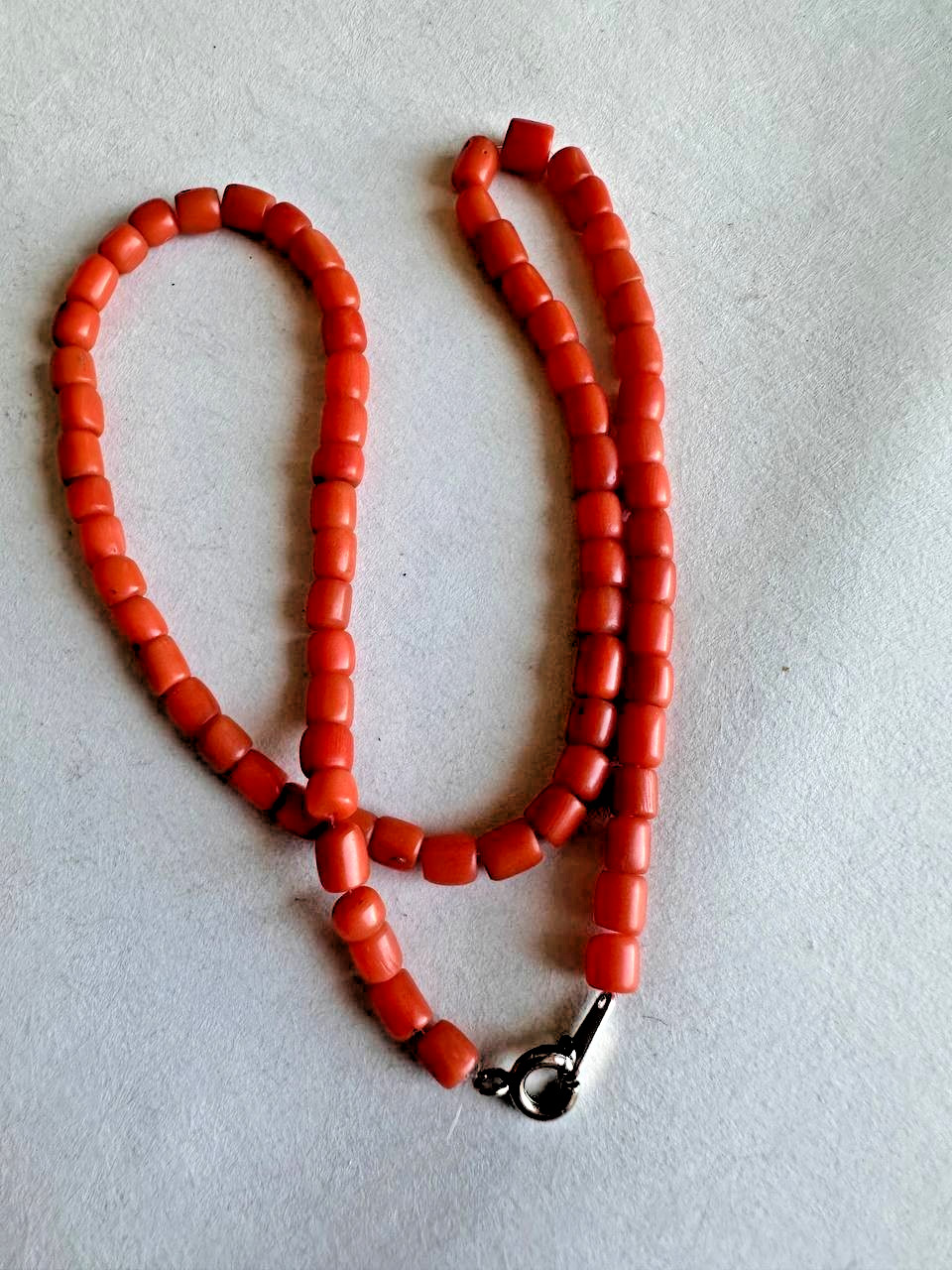 Vintage Natural Red Coral Beads – Triple Strand 11-12 g-188