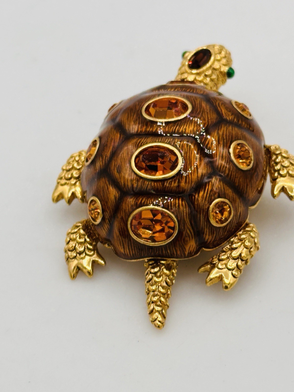 Signed Joan Rivers Turtle Brooch Pin Gold Tone Brown Enamel Amber Rhinestone