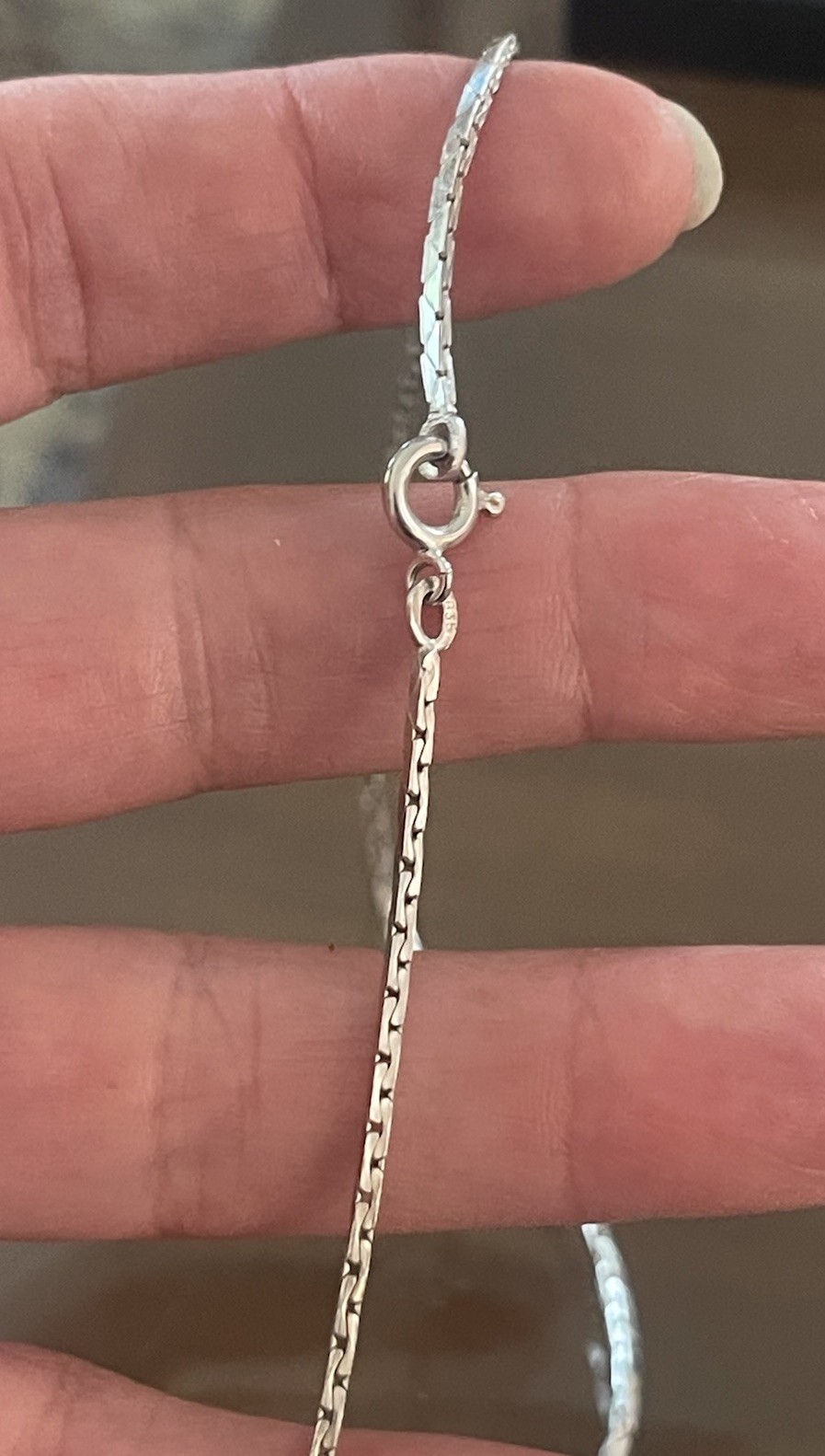 835 Dutch Silver Cobra Link Chain w Attached Heart Pendant Emerald Green Stone