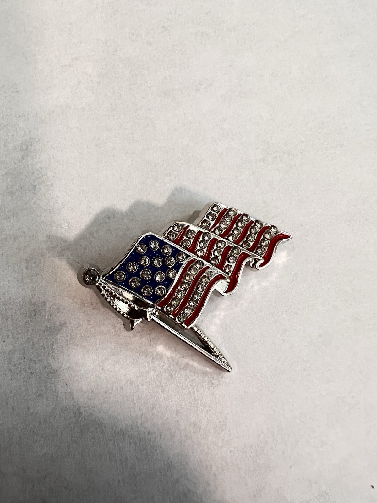 Rhinestone American Flag Brooch Pin Patriotic USA Red White Blue Silver Tone