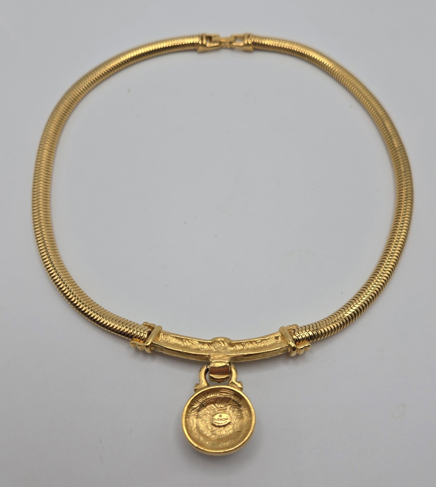 Vintage Givenchy Gold Tone Green Cabochon Rhinestone Omega Choker Necklace (033)