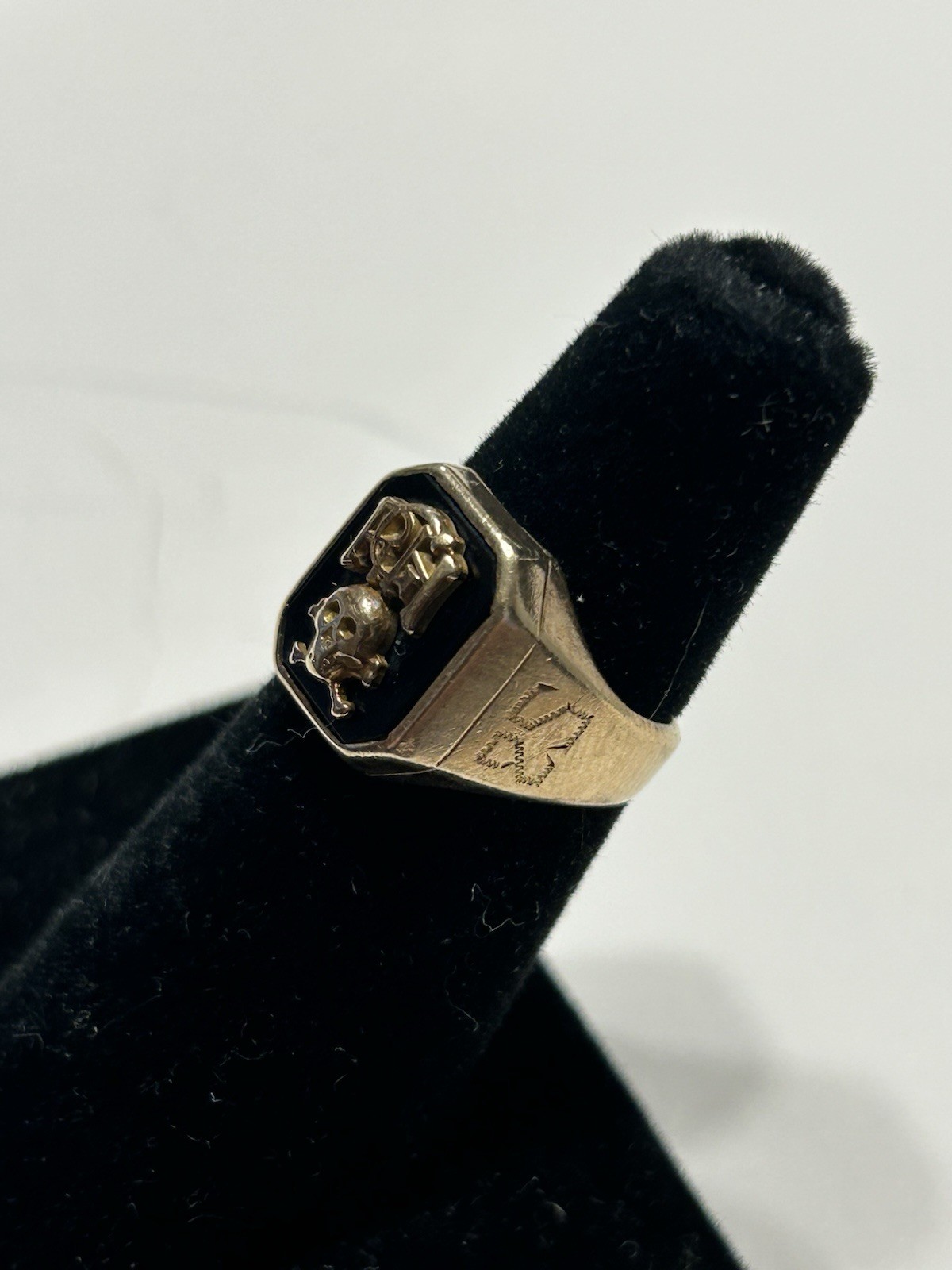 1925 Women’s Class Ring 10Kt Gold 6.7 Grams