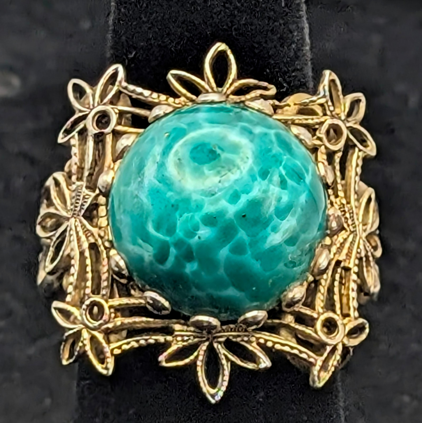 Vintage Gold Tone Filigree Adj. Ring Green Marbled Art Glass Cabochon READ