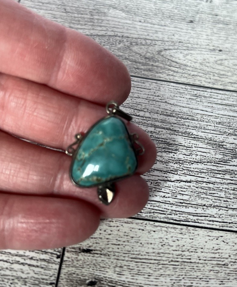 Vintage Sterling Silver 925 Stamped Turquoise Pendant .75″