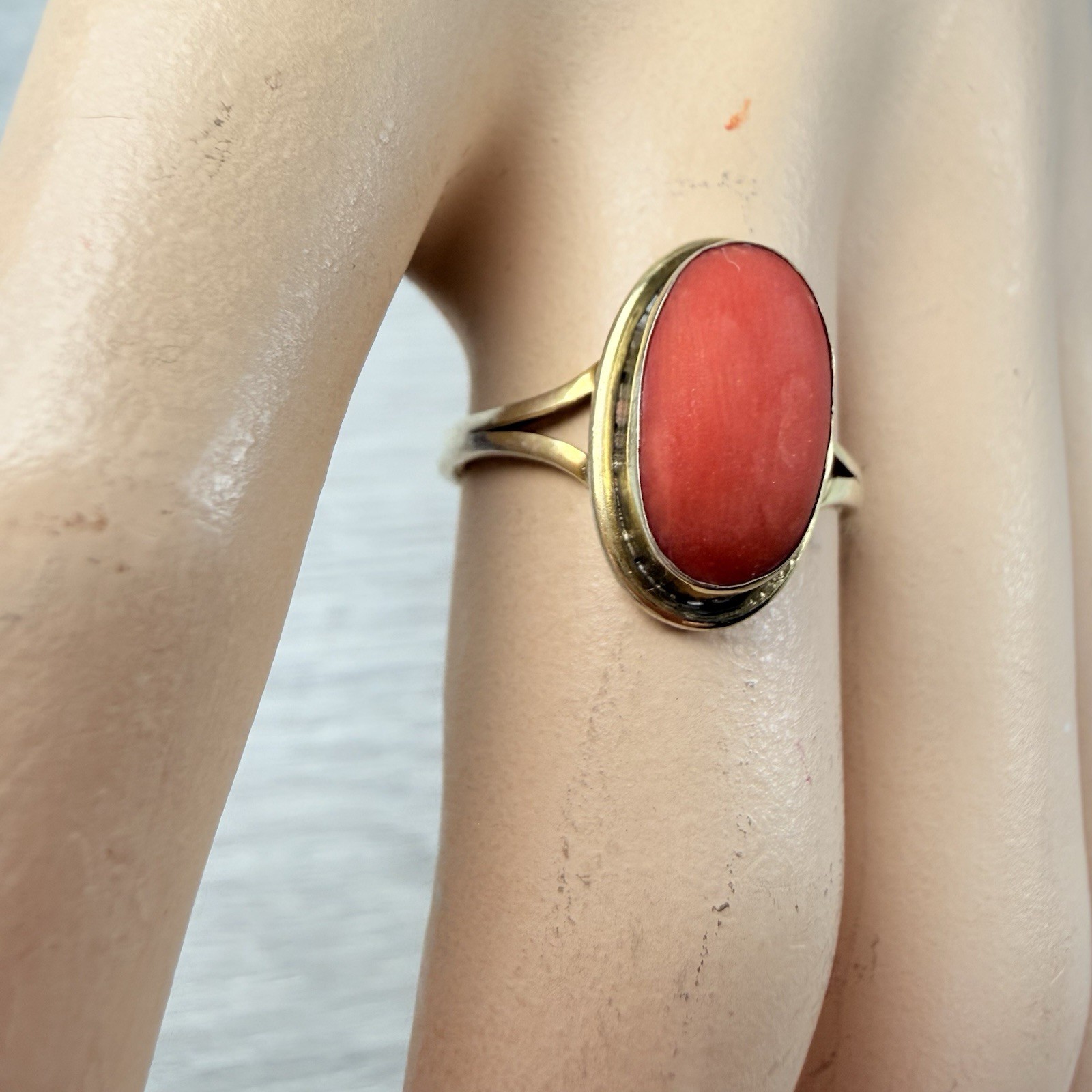 Vintage Antique? Natural Coral Cabochon 800 Silver Gold Tone Ring Size 6.75-7ish