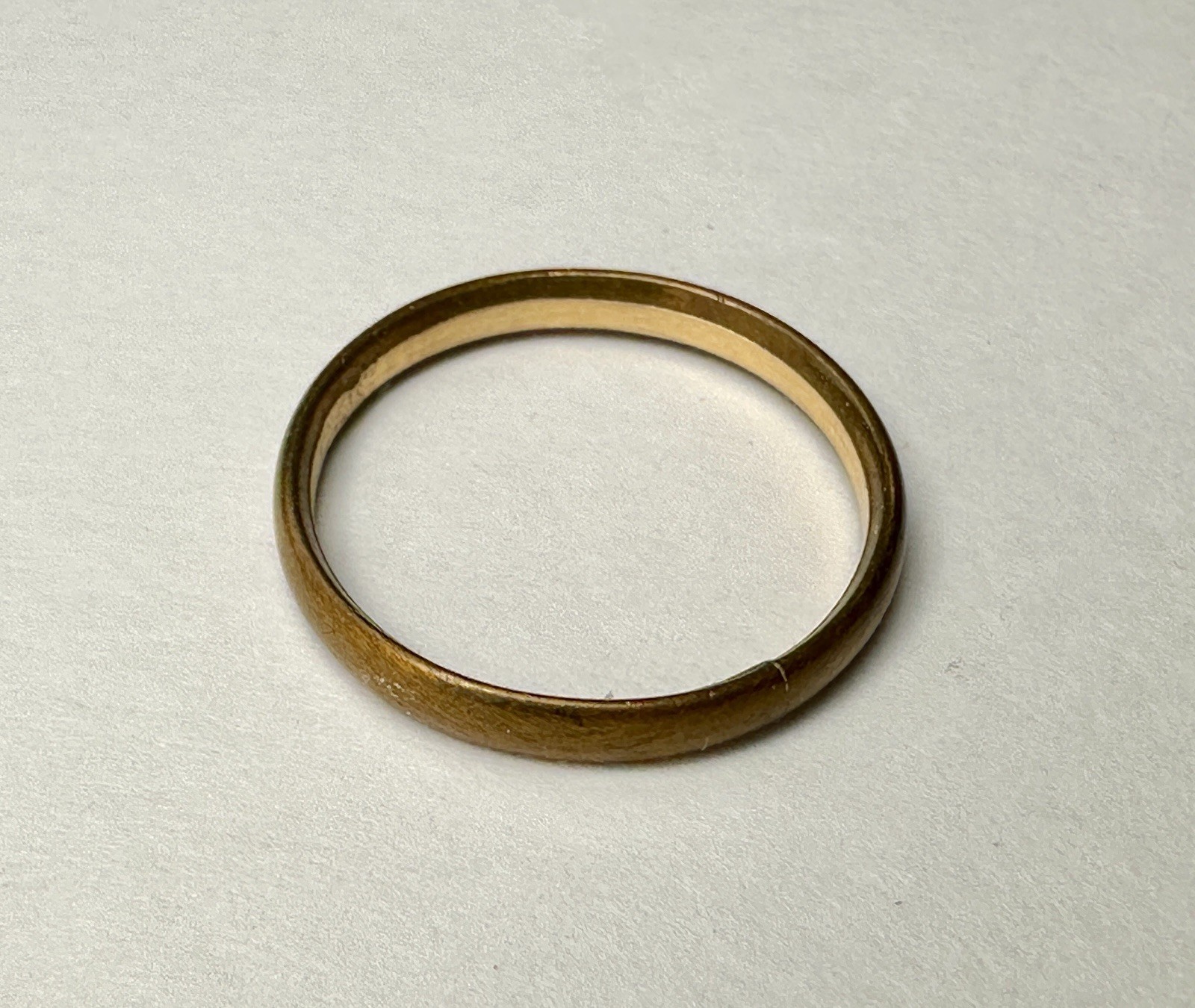 2 Vintage Gold Shell Rings, Unknown Sizes & No Stone