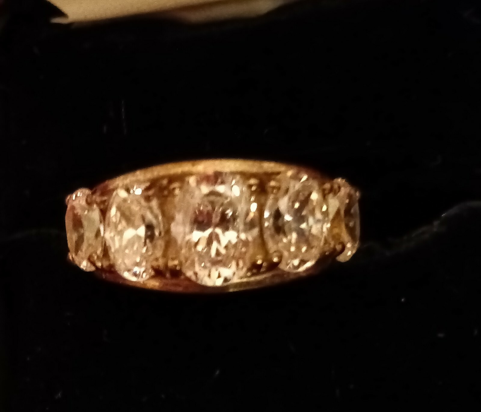 Sterling White Stones Ring Vintage – The Franklin Mint – Great shine