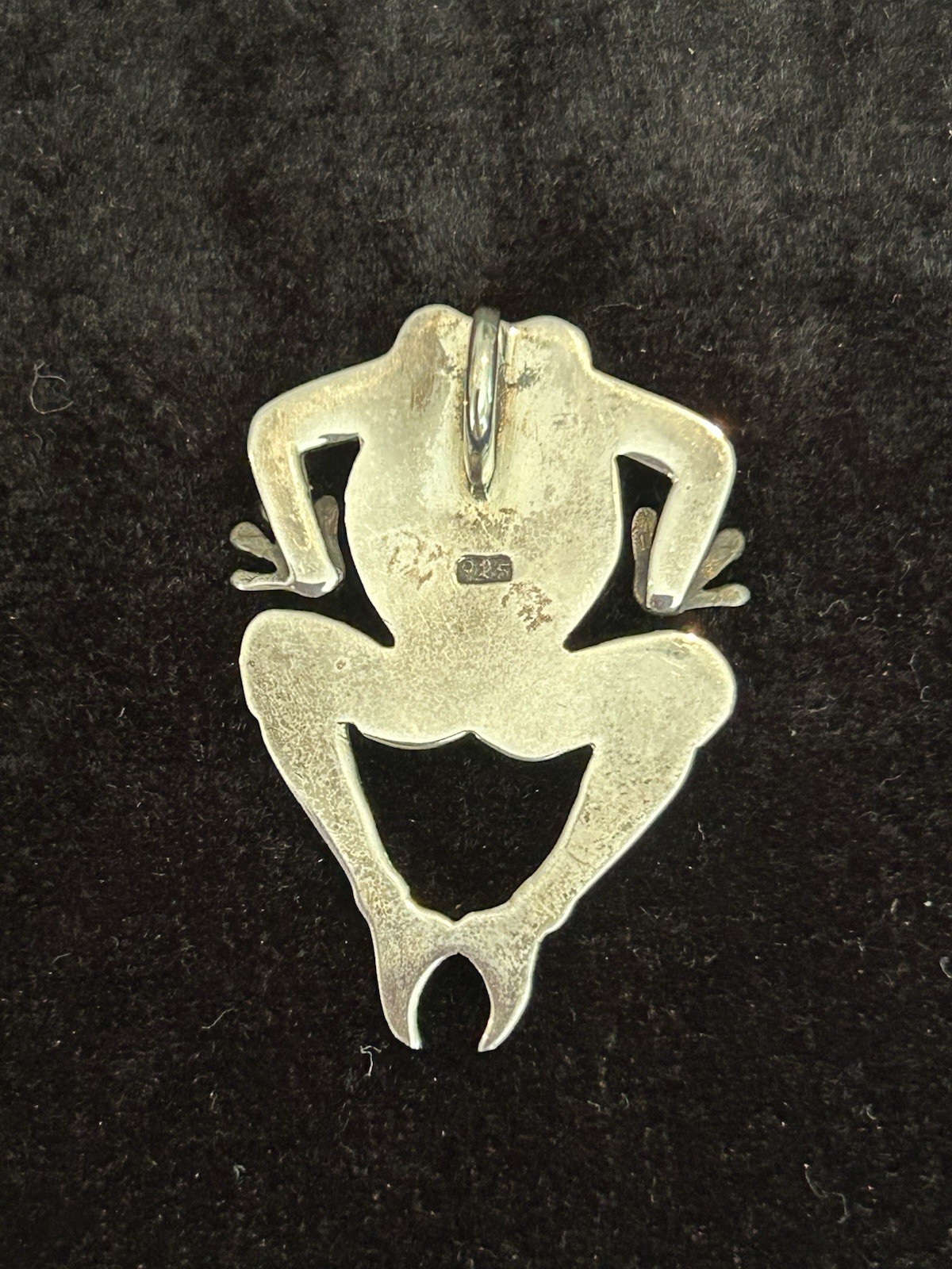Sterling Silver Tree Frog Pendant 7.6 Grams 1.5 Inches Tall Vintage Jewelry