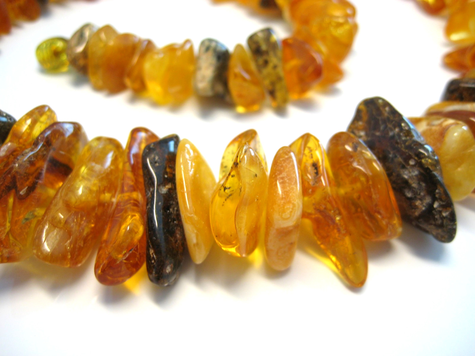 Genuine Massive Amber Beautiful Baltic Amber Necklace 60 grams 21 inches !!!