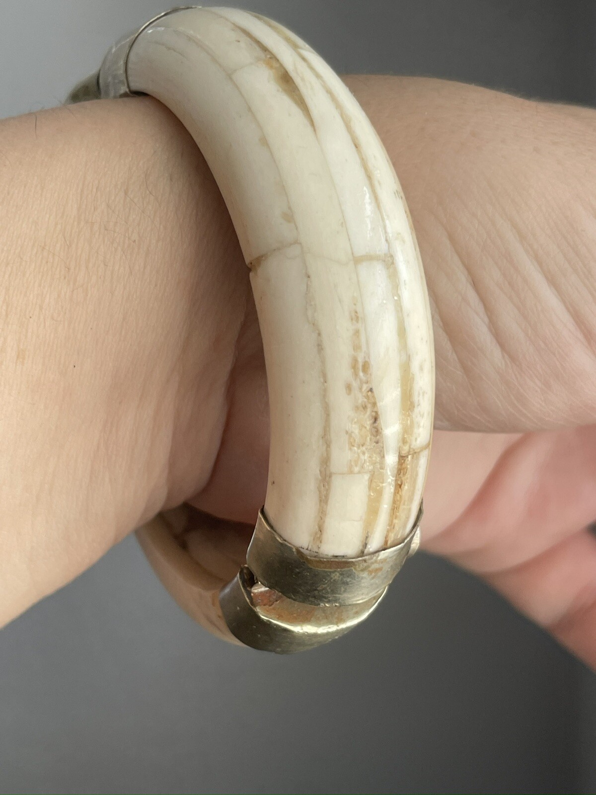 Vintage Inlaid Bone Tribal Hinged Bangle Bracelet Boho Bohemian Jewelry 7 in