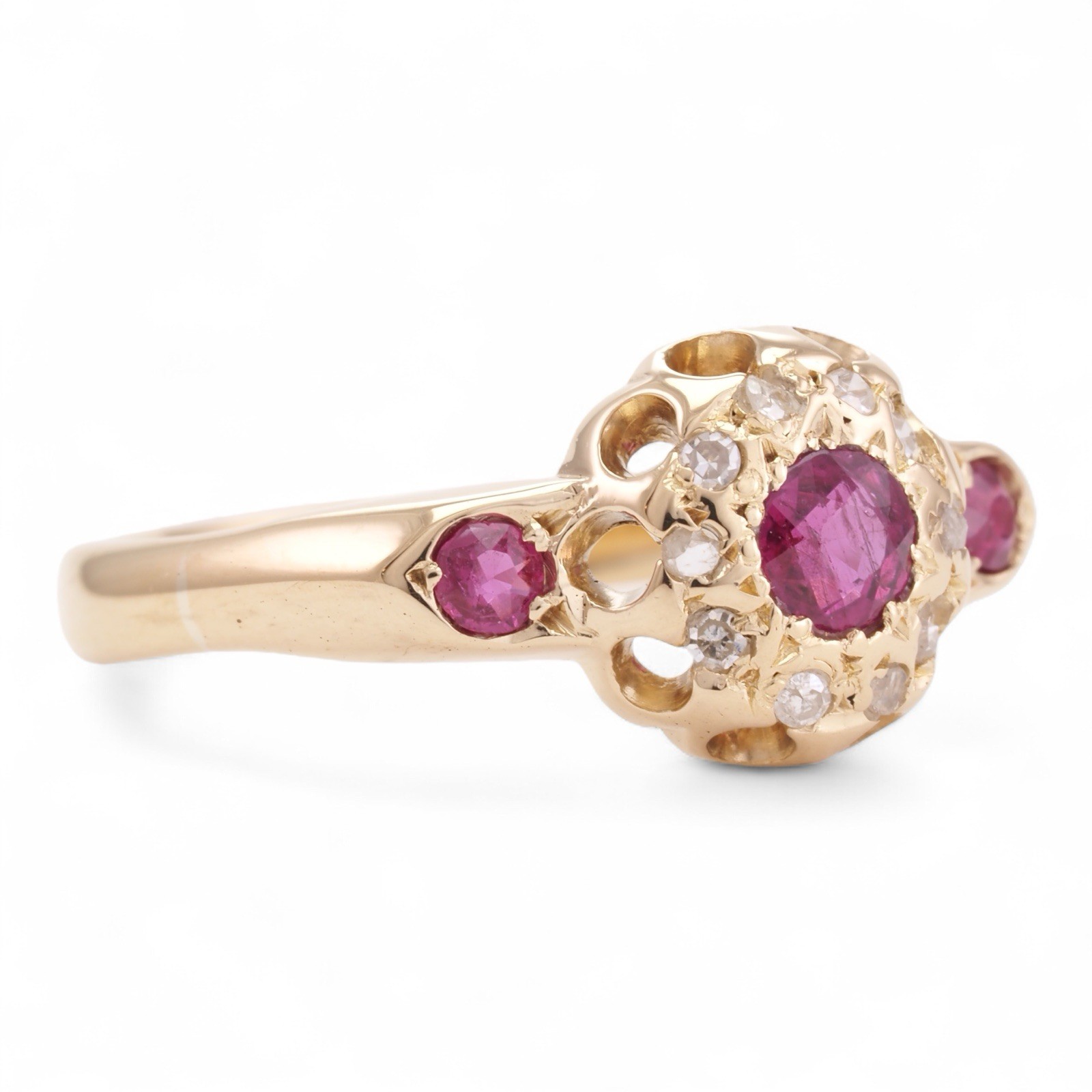 EDWARDIAN LOVE Antique 18K Yellow Gold Natural Ruby & Old Rose Cut Diamond Ring