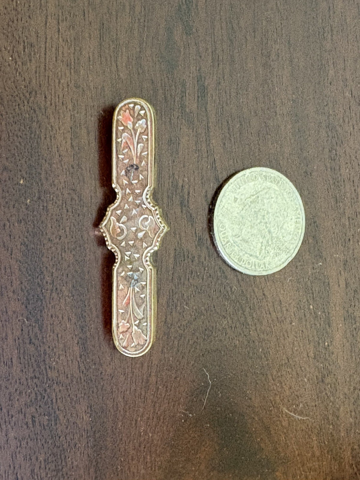 Antique Gold Tone Decorative Bar Brooch Pin, Bar Setting Style