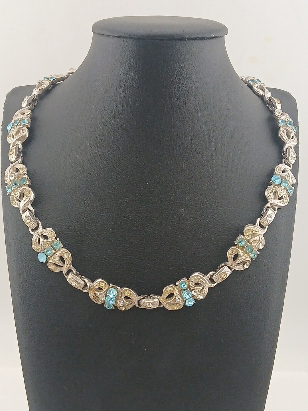 ART DECO REVIVAL Rhodium Plated Panels Clear & Aqua Blue Stones Choker Necklace