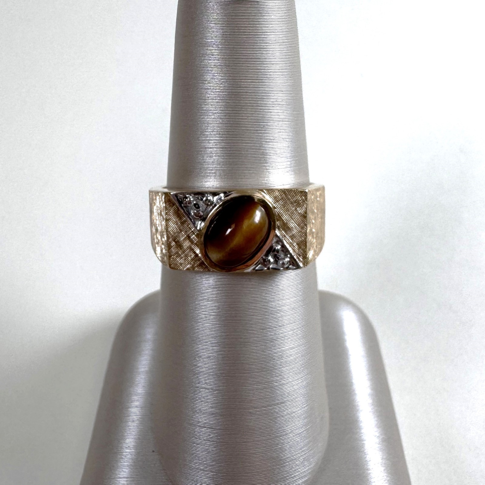 10K Tiger’s Eye-Diamond Unisex Ring, Florentine Finish Yellow Gold, Estate Band