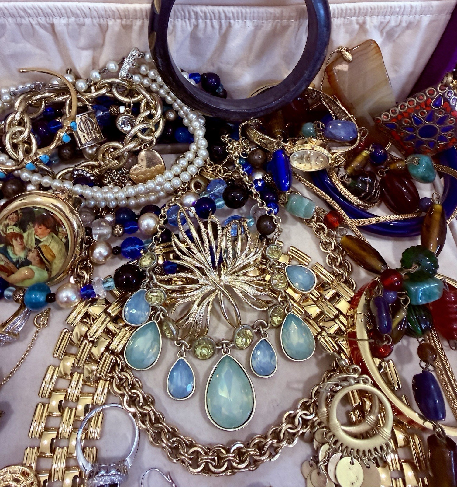 Vintage Estate Costume Jewelry Lot ! TRIFARI , MONET and more!