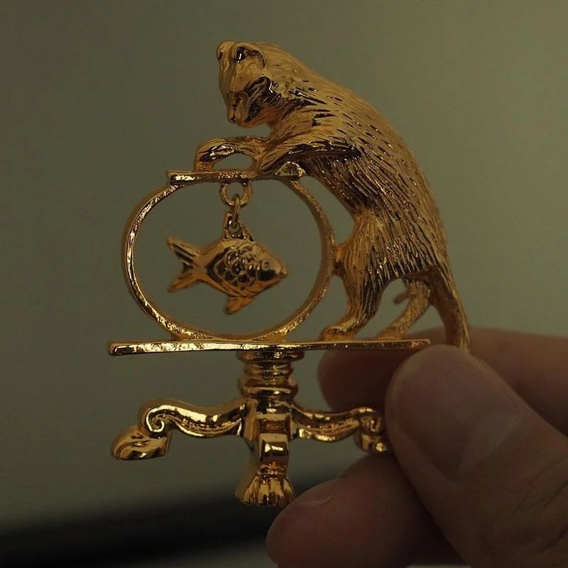 2Pcs Antique Jewelry Cat Vintage Fishing Brooch Personality Zinc Alloy US