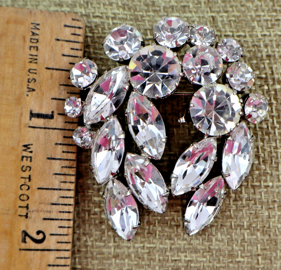 vintage Austria clear rhinestone brooch pin silver tone faceted crystals prongs