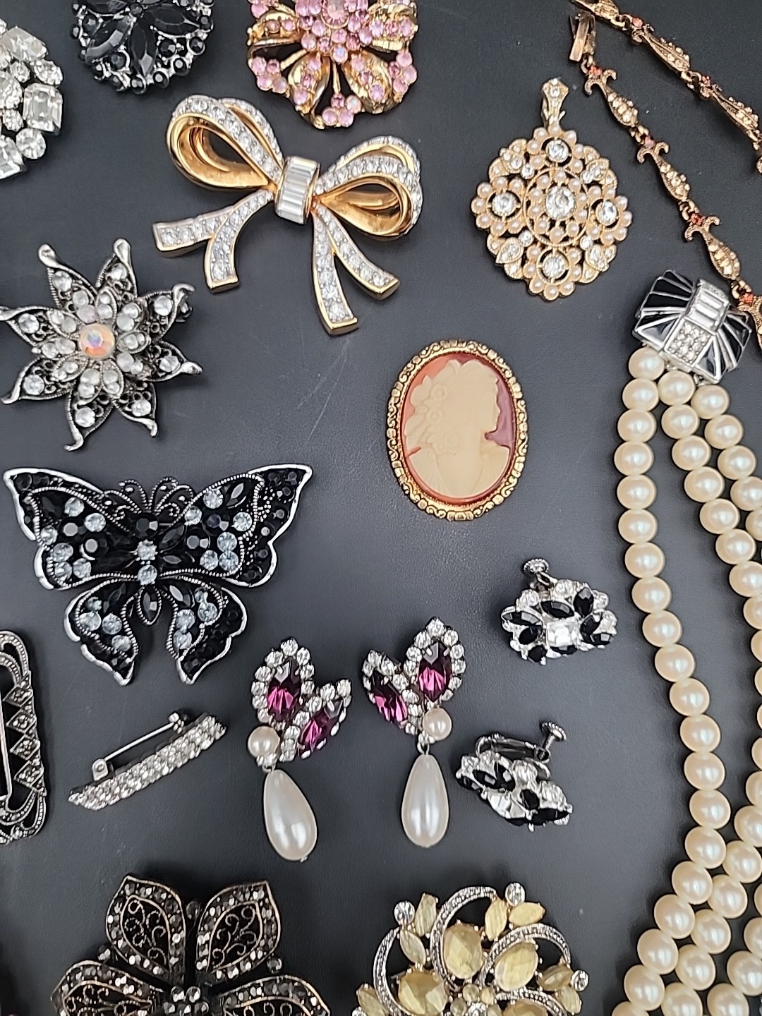 Vtg Costume Jewelry Lot Rhinetones Signed & Unsigned WEISS, JULIANA? Etc