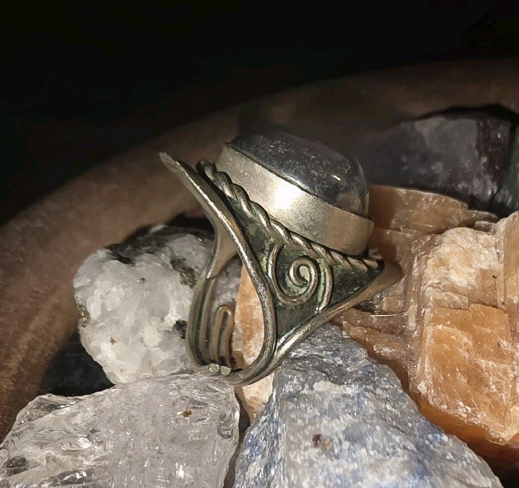 Large Vintage Silver Plated Hematite Dark Metallic Black Stone Adjustable Ring