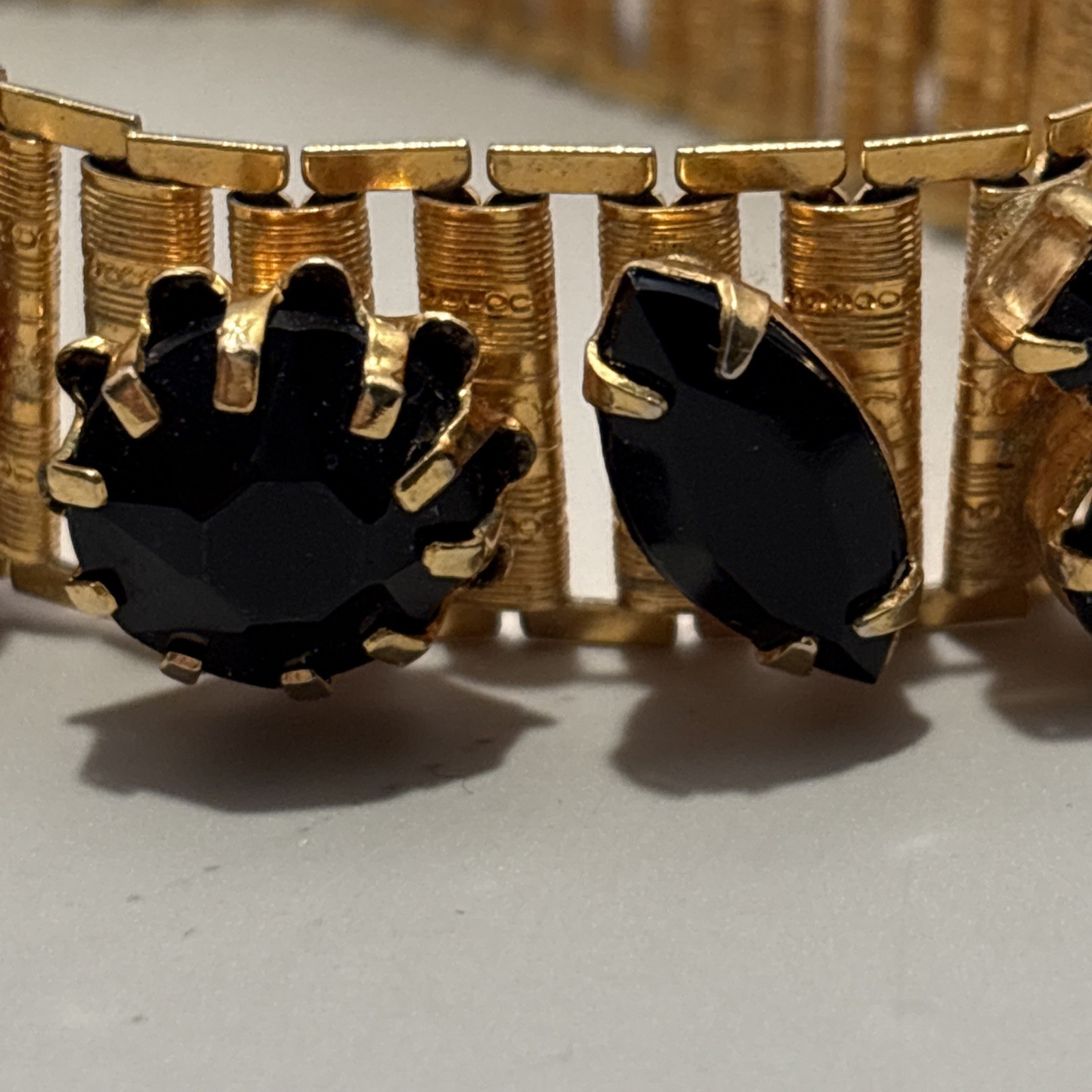 Vintage 1950’s Black Onyx Faceted Crystal Link Bracelet Fit a 6.5” Wrist. J-41