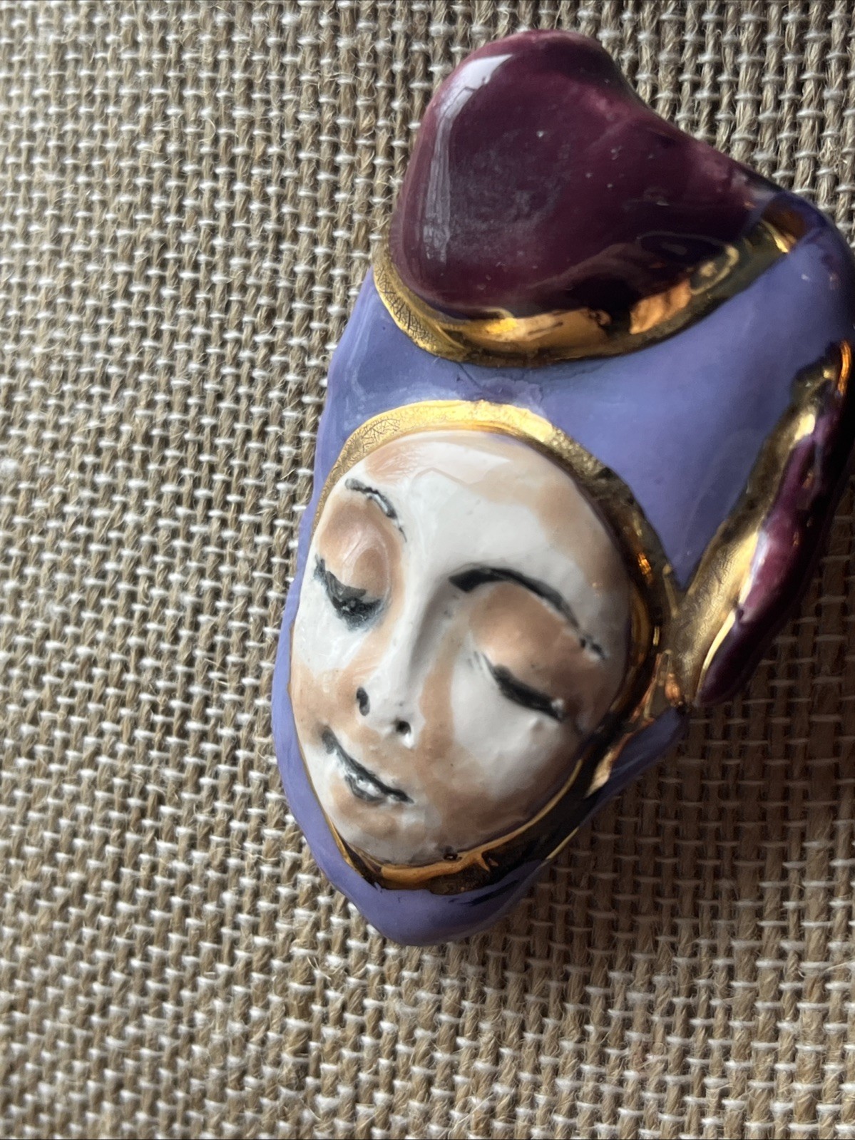 Vintage Artist Signed Gini Max Peaceful Peacemaker Sculpture Brooch