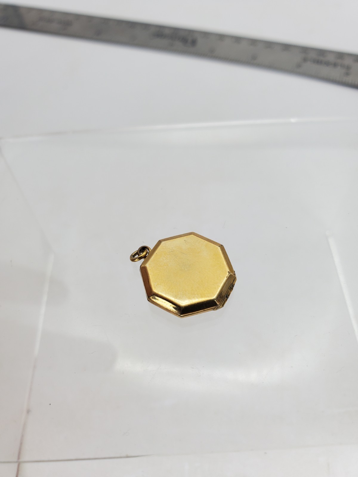Vintage Art Deco Octagon Locket Gold Tone .75″ Triangle Etched