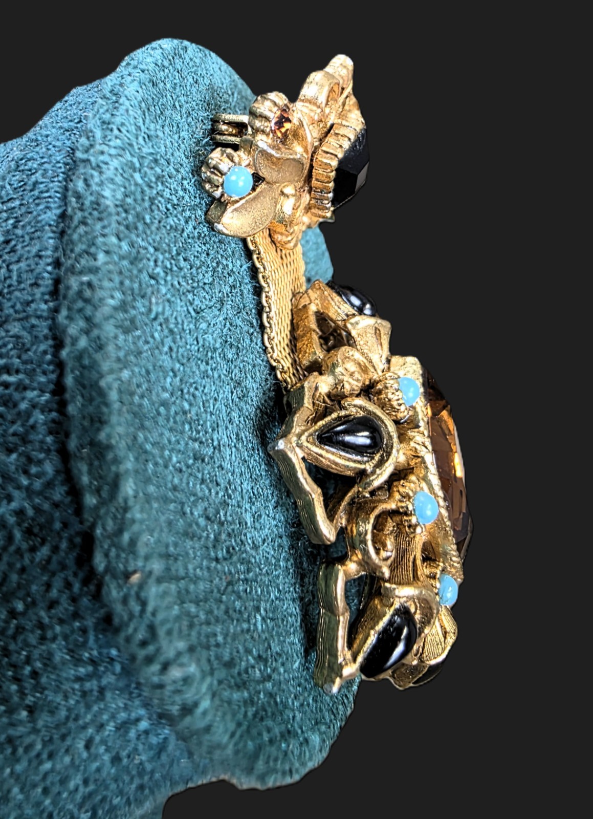 Vintage FLORENZA Rhinestone Heraldic Brooch Mesh Ribbon Pin