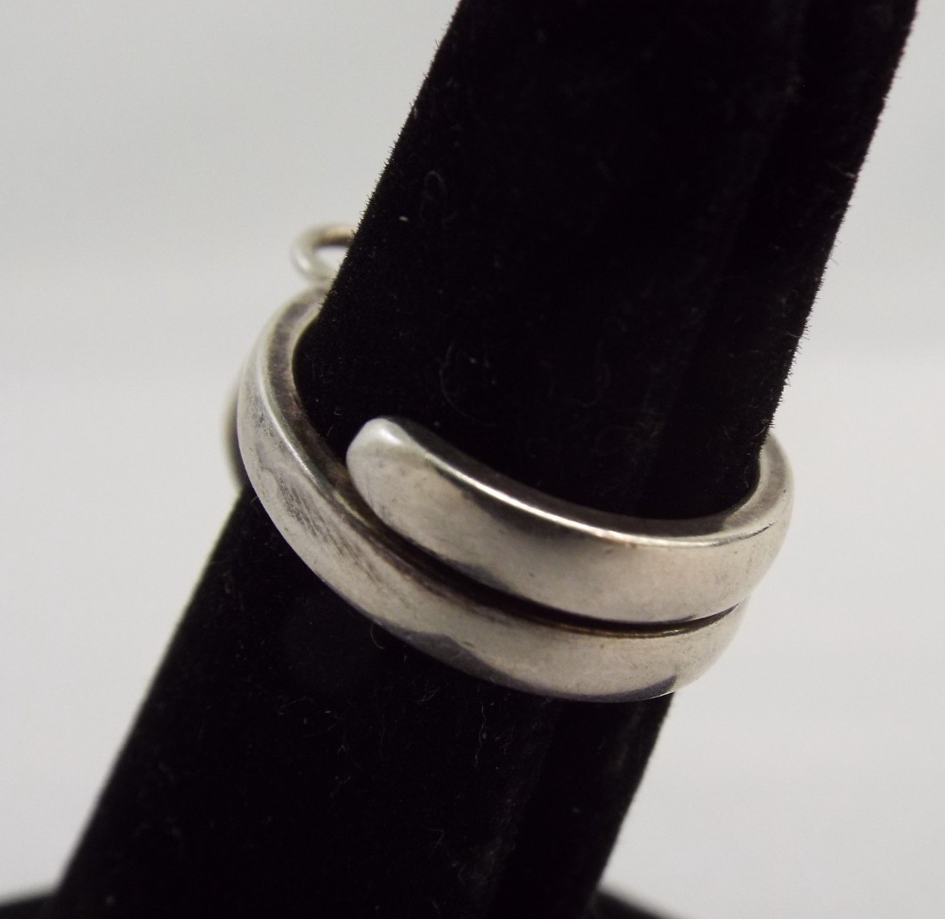 Joan Slifka Designs STERLING SILVER Turquoise Dangle Heart Ring Size 5.5 6g