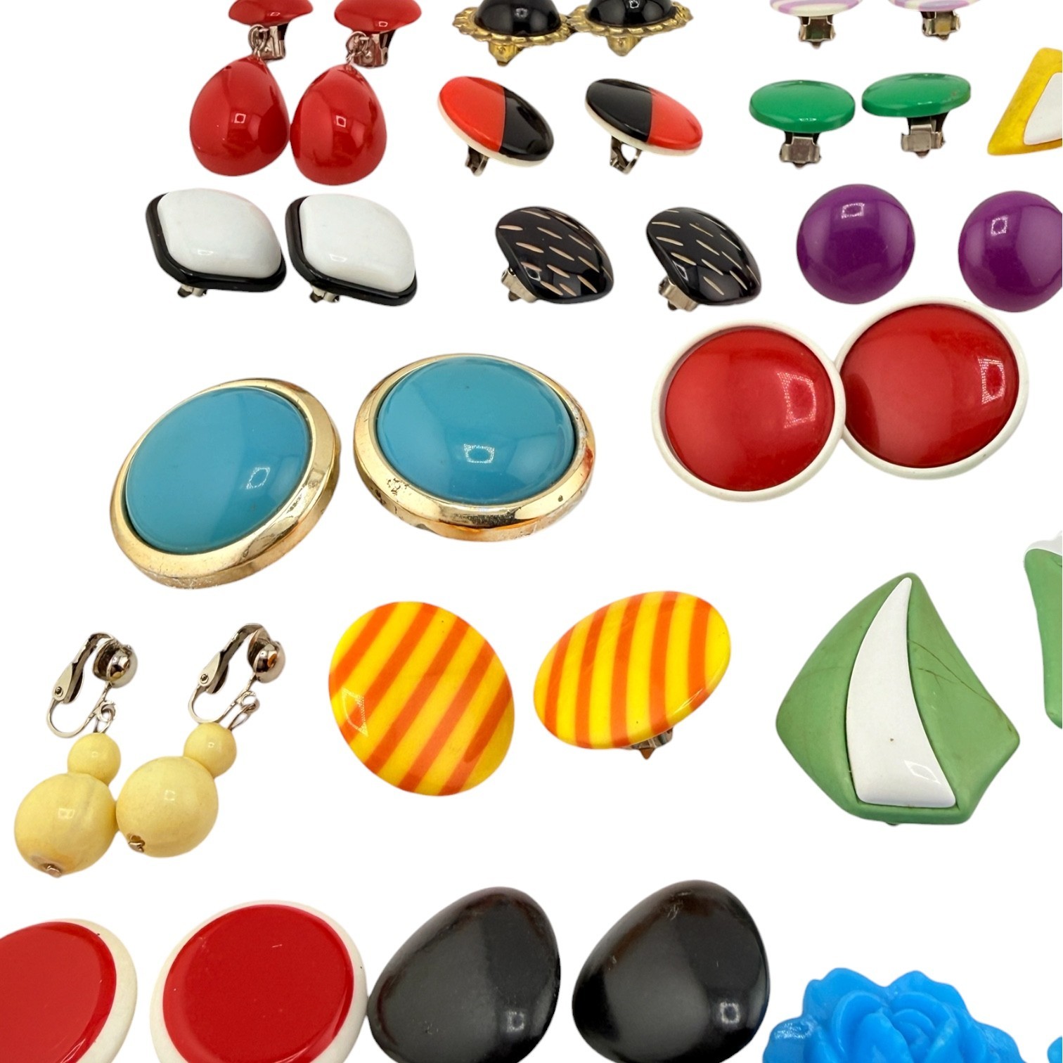 Vtg Earrings Lot of 44 Pairs Clip-on Screw-backs Lucite Acrylic Resin Mod Retro