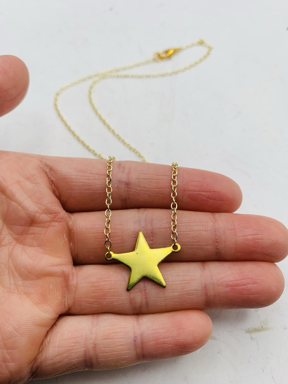 Vintage Gold Tone Celestial Star Charm Dainty Everyday Dainty 16” Necklace