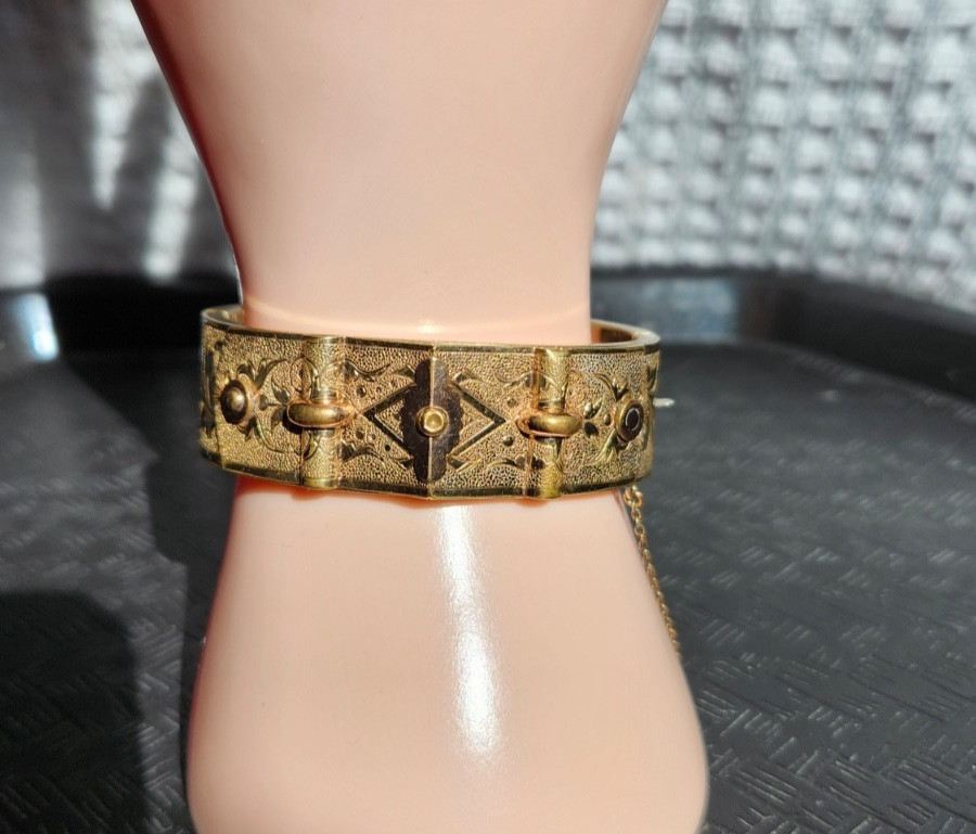 Vintage Bates & Bacon Bangle Bracelet in Rolled Gold