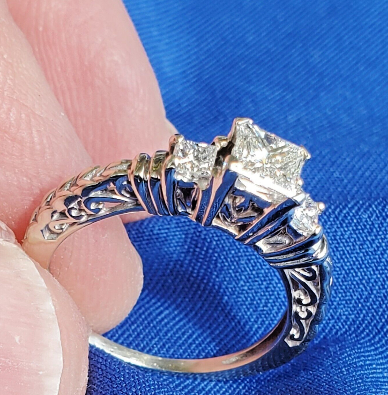 Original EARTH MINED DIAMOND Princess Engagement Ring 3 Stone Solitaire 14K GOLD