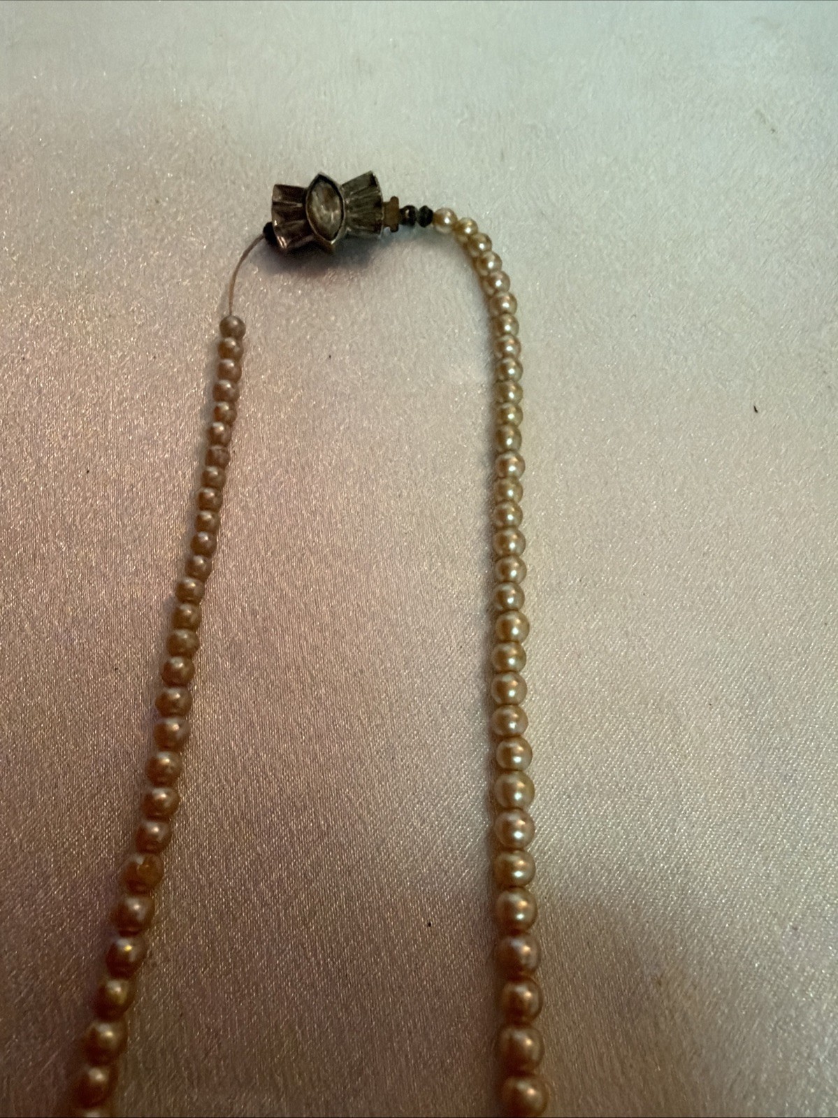 Vintage Faux Pearl Graduating Necklace 16 Inches Long With Unique Class