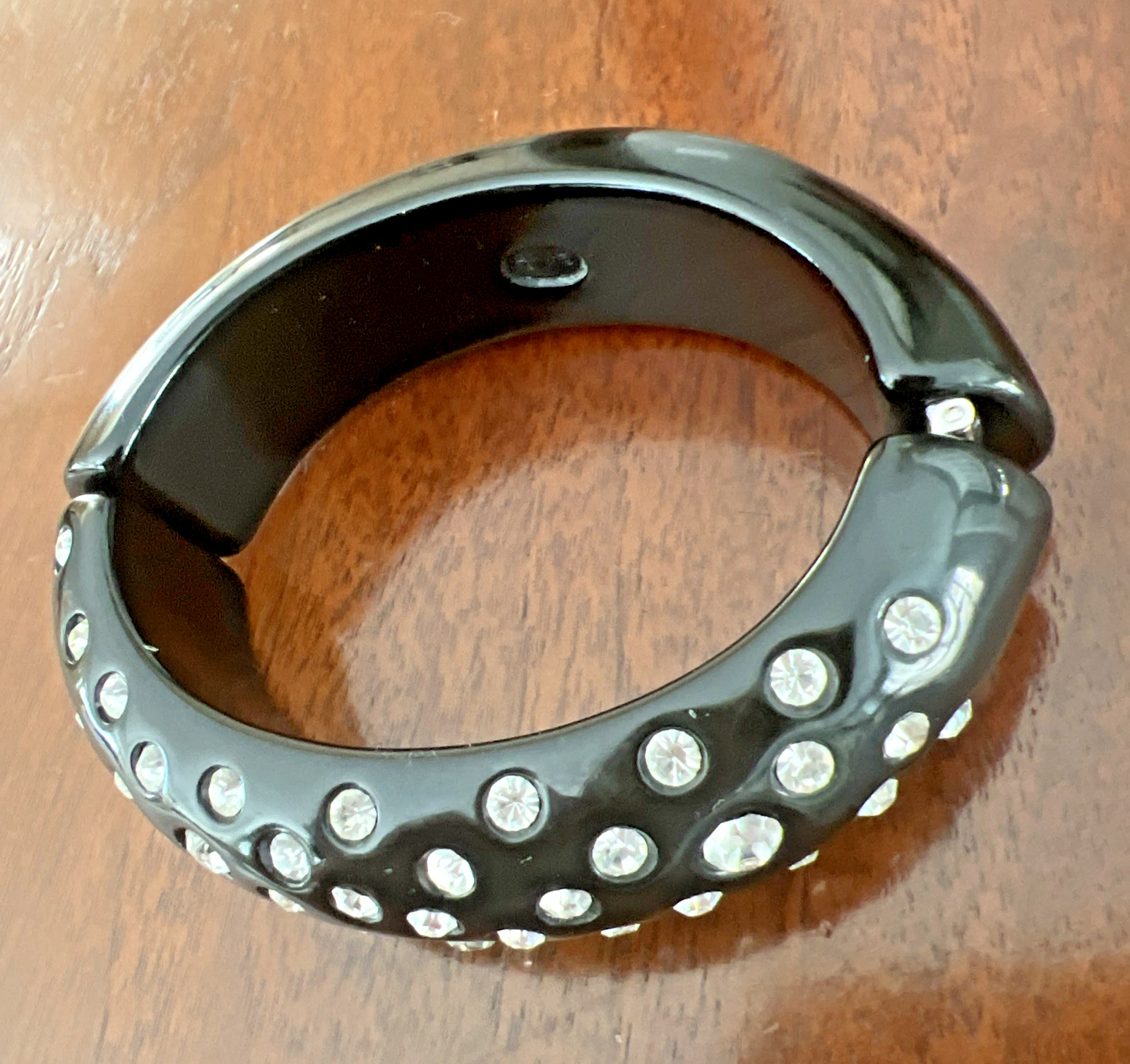 VINTAGE KJL KENNETH JAY LANE BLACK LUCITE CLEAR RHINESTONE HINGED CUFF BRACELET