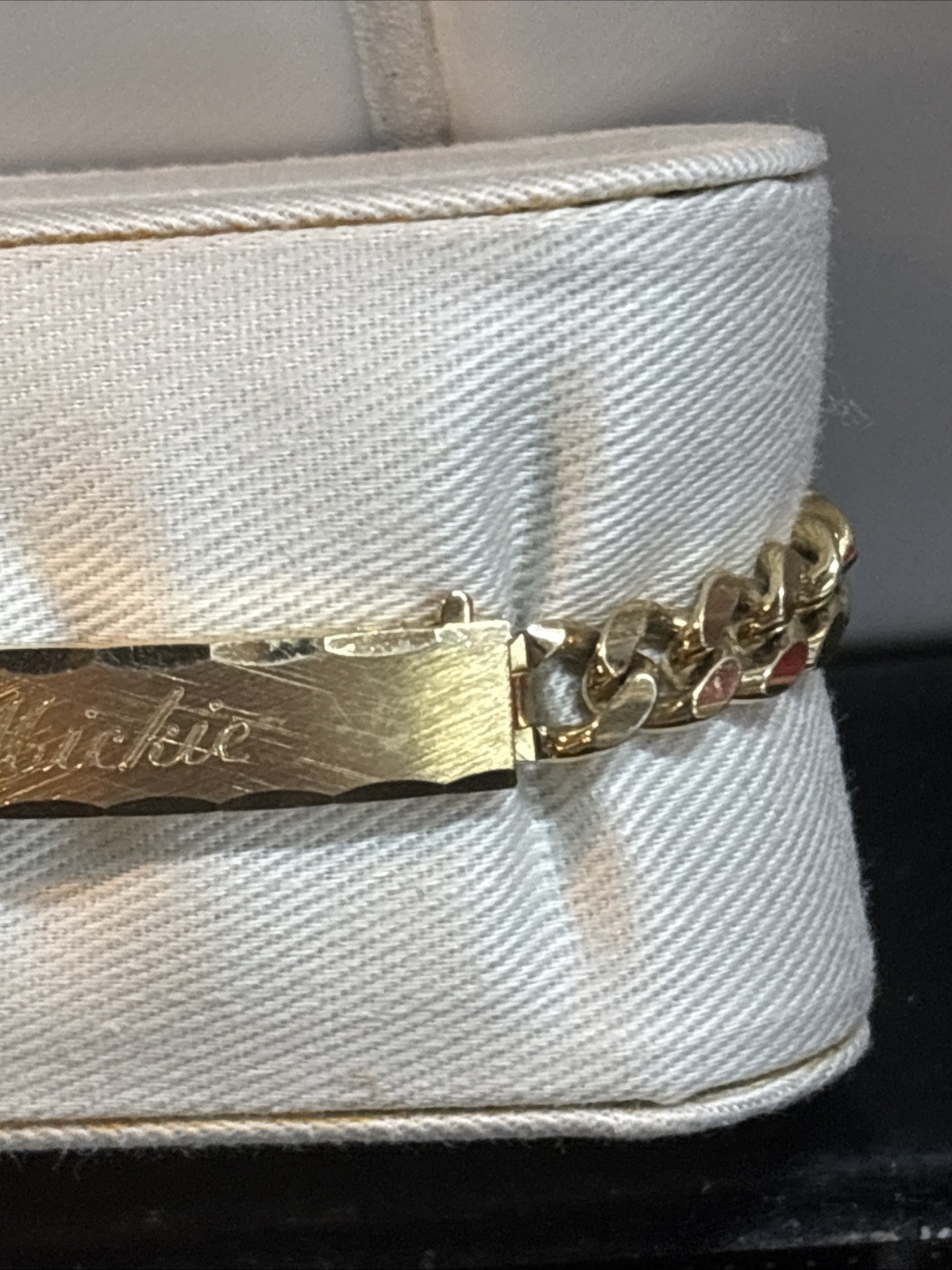 Vintage Speidel ID Bracelet “Mickie” Gold tone 8″ Long Fits a 6” Wrist 6-2-74