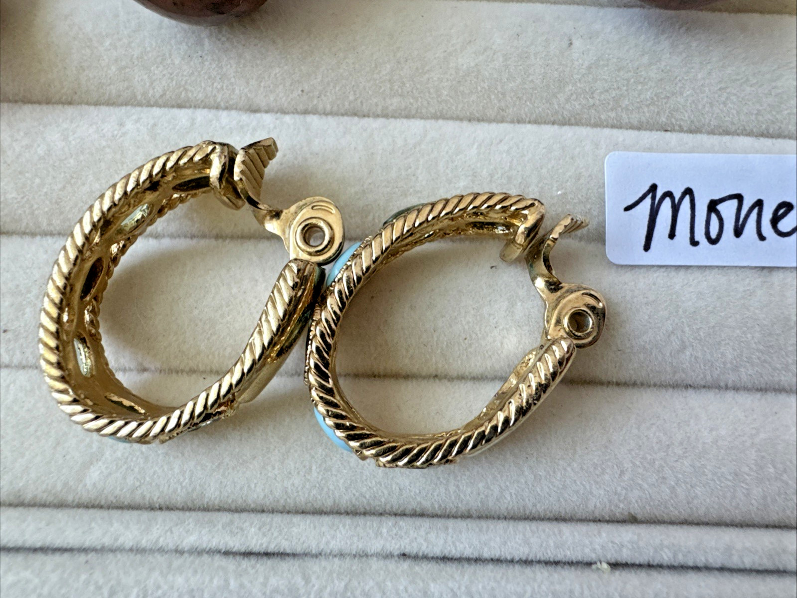 Lot 4 Pairs Brutalist Earrings Monet Gold Vintage Movie Star Vibes 1940s-Now