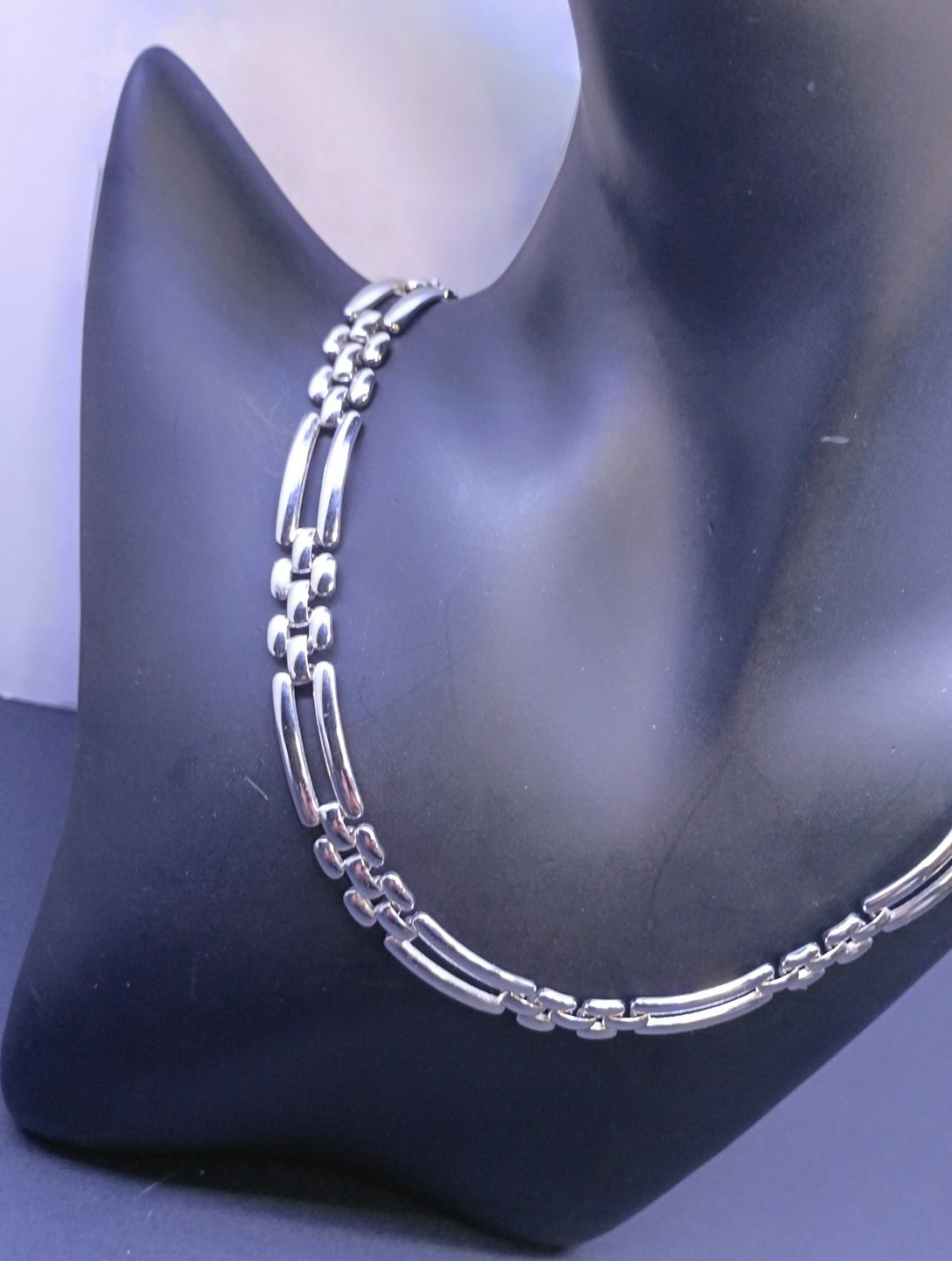 Monet Silver Tone Panther Chain Link Choker Necklace 17″ Vintage