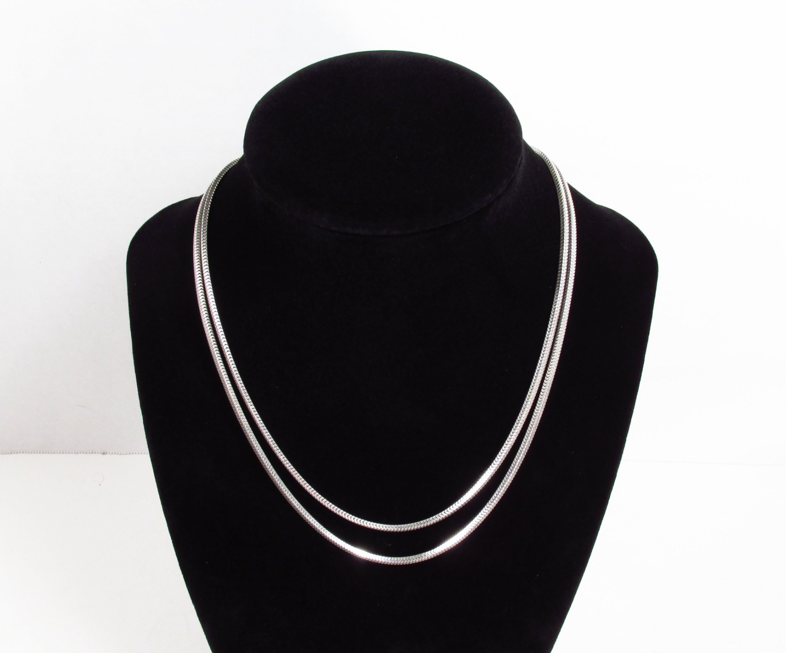 Vintage Forstner USA Sterling Silver Square Snake Chain Choker Necklace 15-3/4″