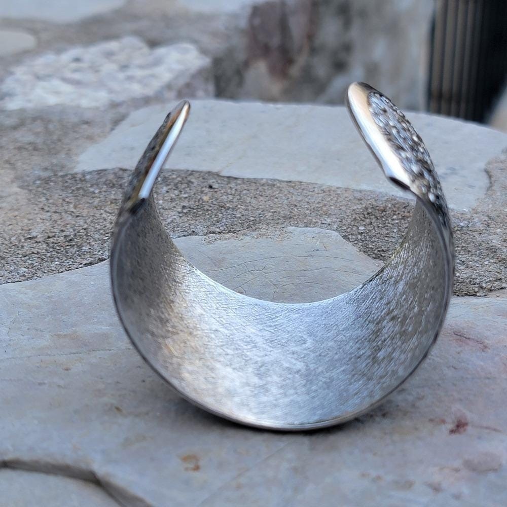 Vintage Sarah Coventry Silver Tone Wide Floral Etched Cuff Bracelet 6.5